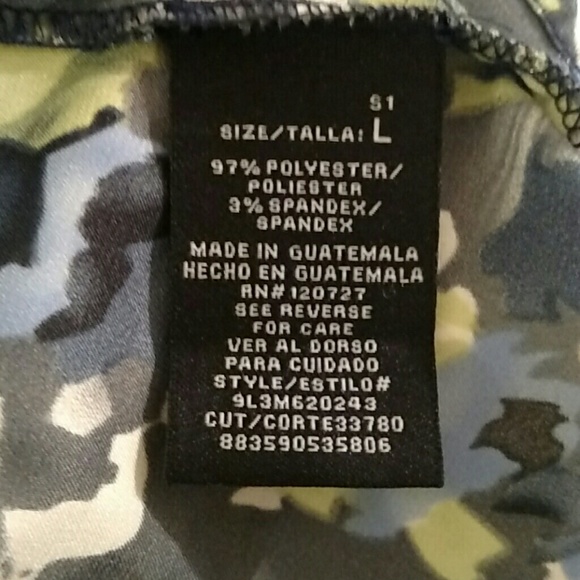 $5 MUST BUNDLE ❤️ Harvé b.  career top So pretty - Picture 3 of 3